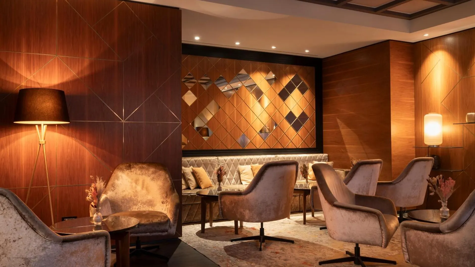 Hotel Cerretani Firenze - Mgallery Collection 4*, פירנצה