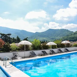 https://regal-residence.it-lombardy.com